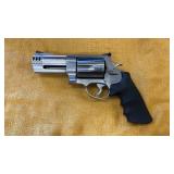 Smith & Wesson 500 Revolver with Case