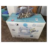Singer simple sewing machine & bag of buttons