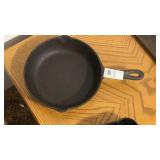 Cast Iron 8 ï¿½ Skillet