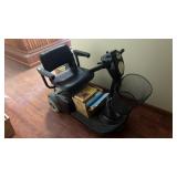 Pride Scooter NEEDS BATTERY