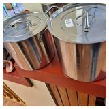 Two large stock pots