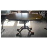 Oval Table W Carved Feet