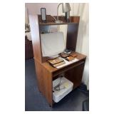 Computer Desk NO CONTENTS