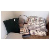 Lot of Bedding
