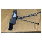 Bushnell spotting scope 20 x 40 on tripod/ case