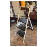 Cosco Foldable Step Ladder