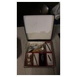 Lot of Advertising Knives