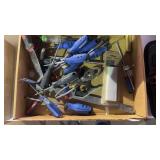 Tray of cobalt screwdrivers etc