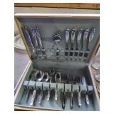 Tru tone stainless flatware