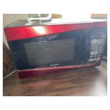 West Bend countertop microwave