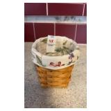 Longaberger Basket, 4.5 In Small with Fruit