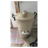 32gal Bruiser Garbage Can