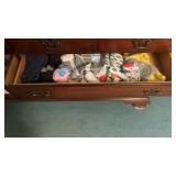 6 Drawers of Women socks, garments, pjs, etc