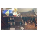 Wooden Stand, NO CONTENTS