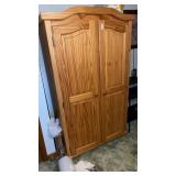 Oak Wardrobe NO CONTENTS