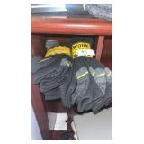 2 packs of heavy duty of socks