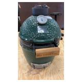 Big green egg outdoor cooker 18 in H