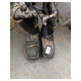 Scent blocker men's size 9 wide hunting boots