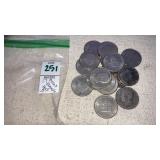 (17) Bicentennial Kennedy half Dollars 1976