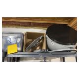 TV DISH with stand & 2 Wallys