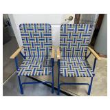 2 folding lawn chairs
