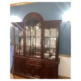 Pennsylvania House Cherry China hutch lighted