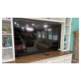 LG 60 ï¿½ Flat Screen TV & remote