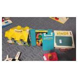 Fisher Price Family House, Frame Play and School