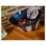 4th of July tin & misc items