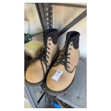Boots Size 9.5
