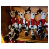 4 stuffed Reindeer