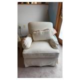White Norwalk Lounge Chair