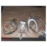 1 glass anchor hocking measuring cup & 2 others