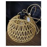 Rope shade hanging lamp