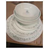 Corelle set, service for 4