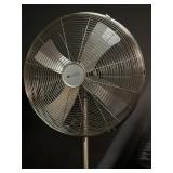 Standing fan
