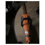 Black and decker hedge trimmer