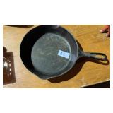 Cast Iron Griswold Skillet No. 6
