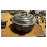 Oï¿½Brien & Oï¿½Brien Cast Iron Cooking Pot No. 8
