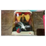 Vintage Happy Holidays Barbie Special Edition NIB