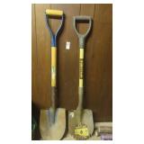 (2) D-handle spade shovels