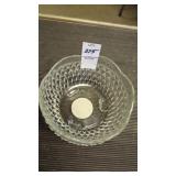 Vintage Indiana Glass 5' three toed bowl