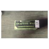 Vintage 1 lb  Throwbridge