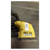 Detail palm sander