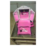 Vanity makeup mirror set