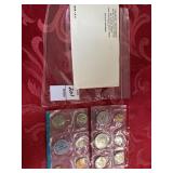 1969 US mint set P & D, 10 coins, silver half
