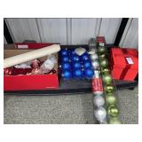 3 Norman Rockwell canvas prints & Christmas bulbs