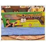 Marshmallow Double Shooter shoots mini
