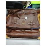 Leather Col. Littleton Navigator and Avenues