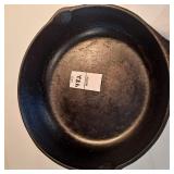 Cast iron skillet no 5, 8 1/8 in